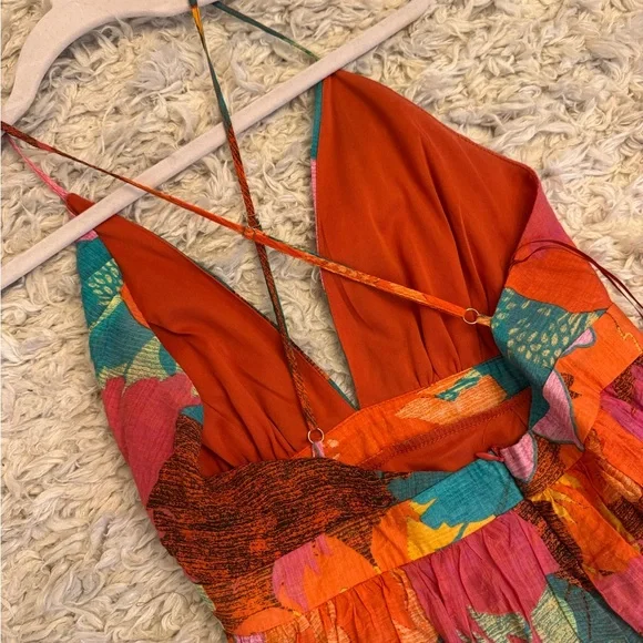 NWOT- Stunning,Vibrant Floral Halter Dress - Picture 8 of 12